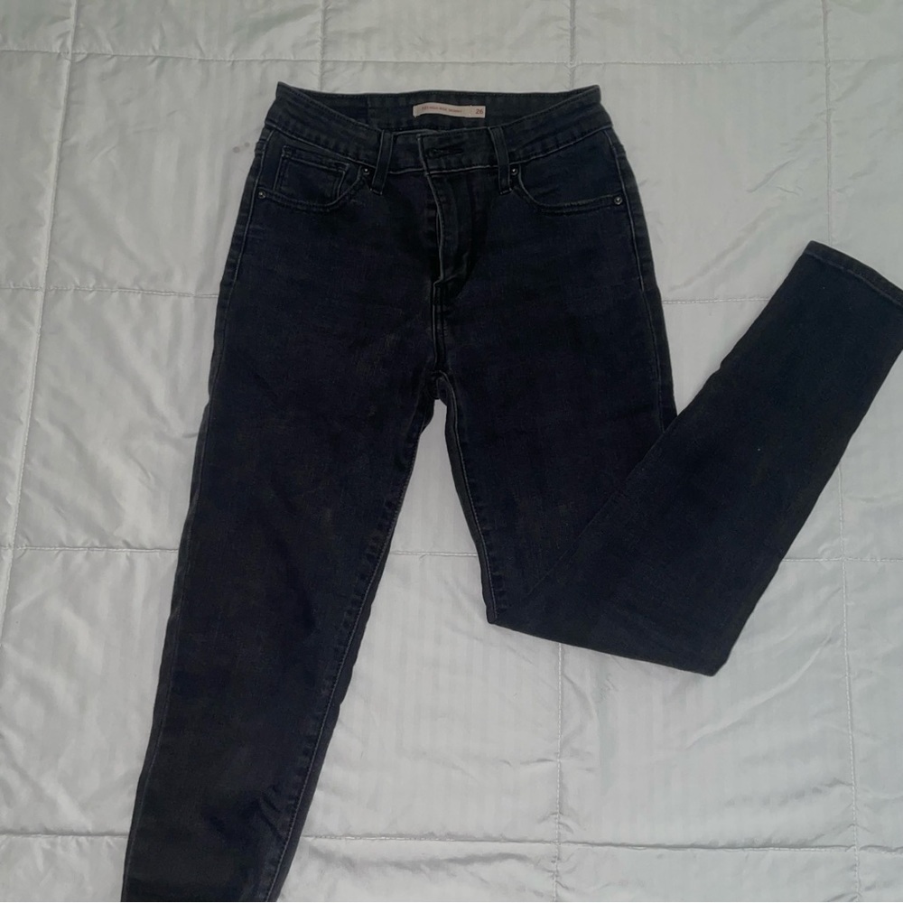 Levi’s 721 Black High Rise Skinny Jeans 📞